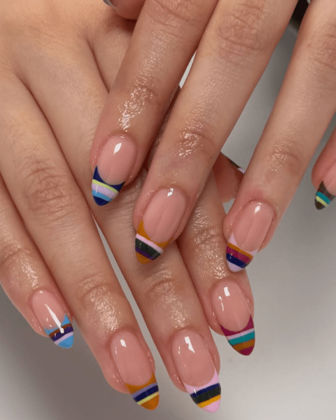 Striped French manicure